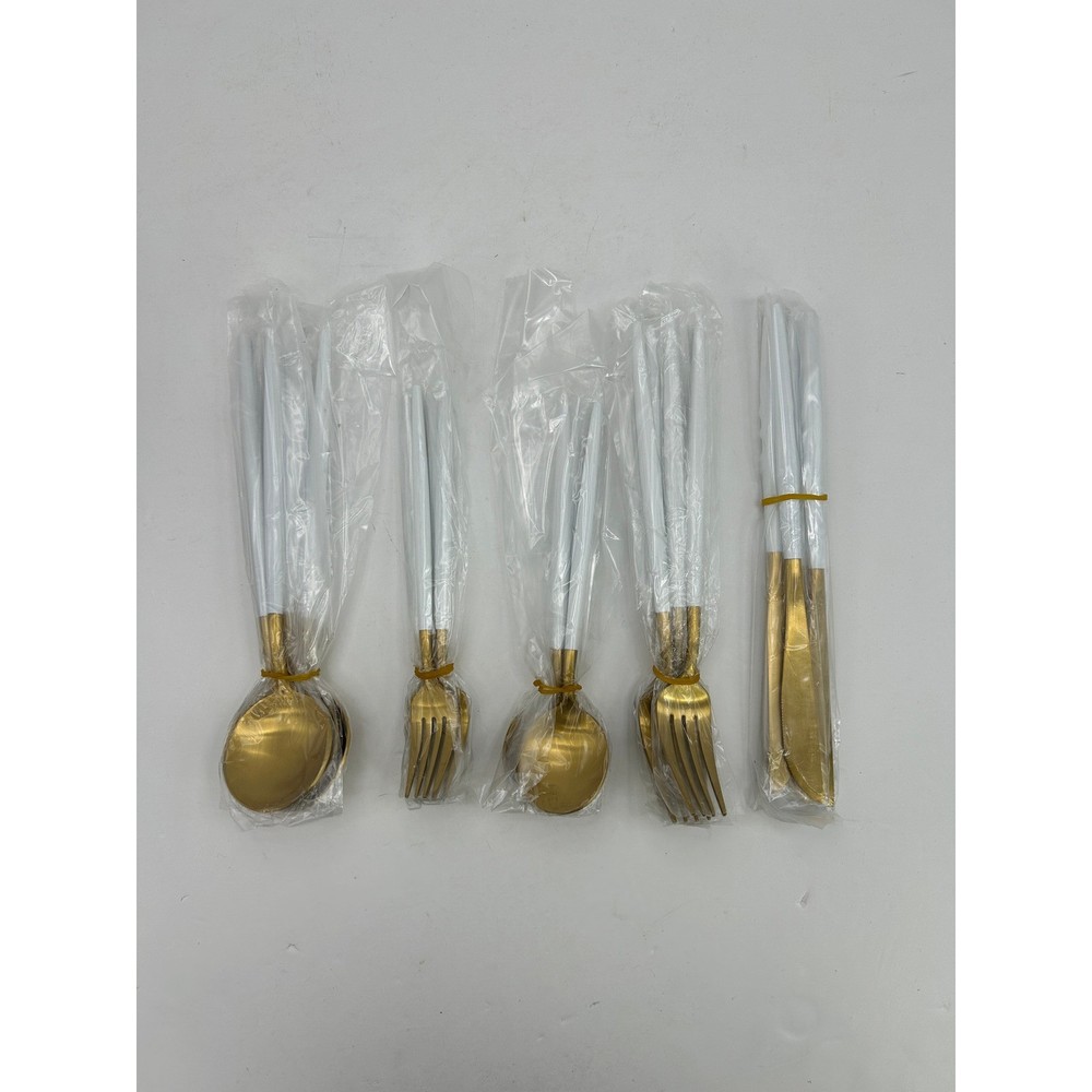 Bysta 20 Piece Flatware Set Service for 4 Gold White New