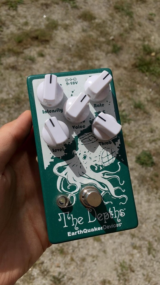 Earthquaker Devices The Depths V2 Uni-vibe