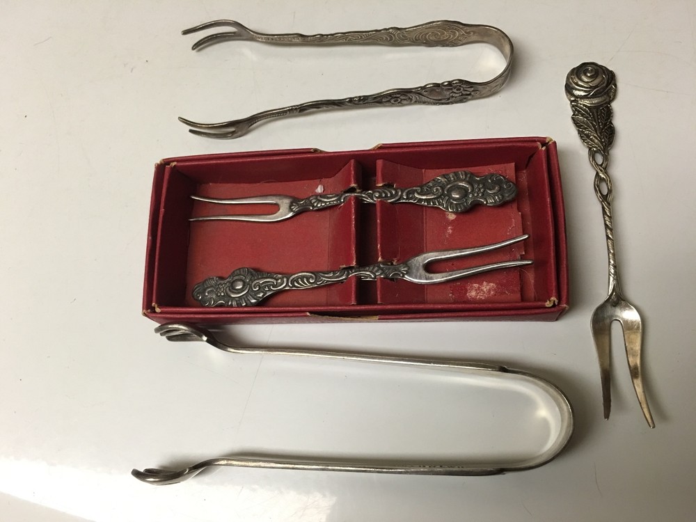 5 vintage Silverplate Serving Pieces