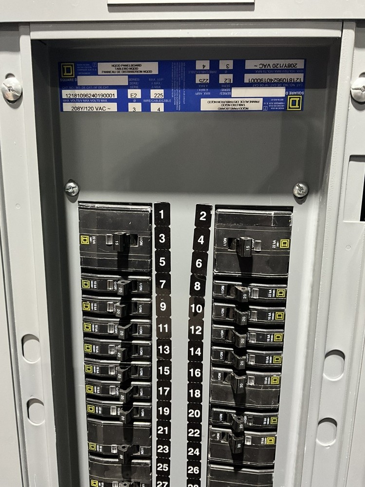 GE 225 Amp 208V MLO Panelboard 3P 4W 🟦