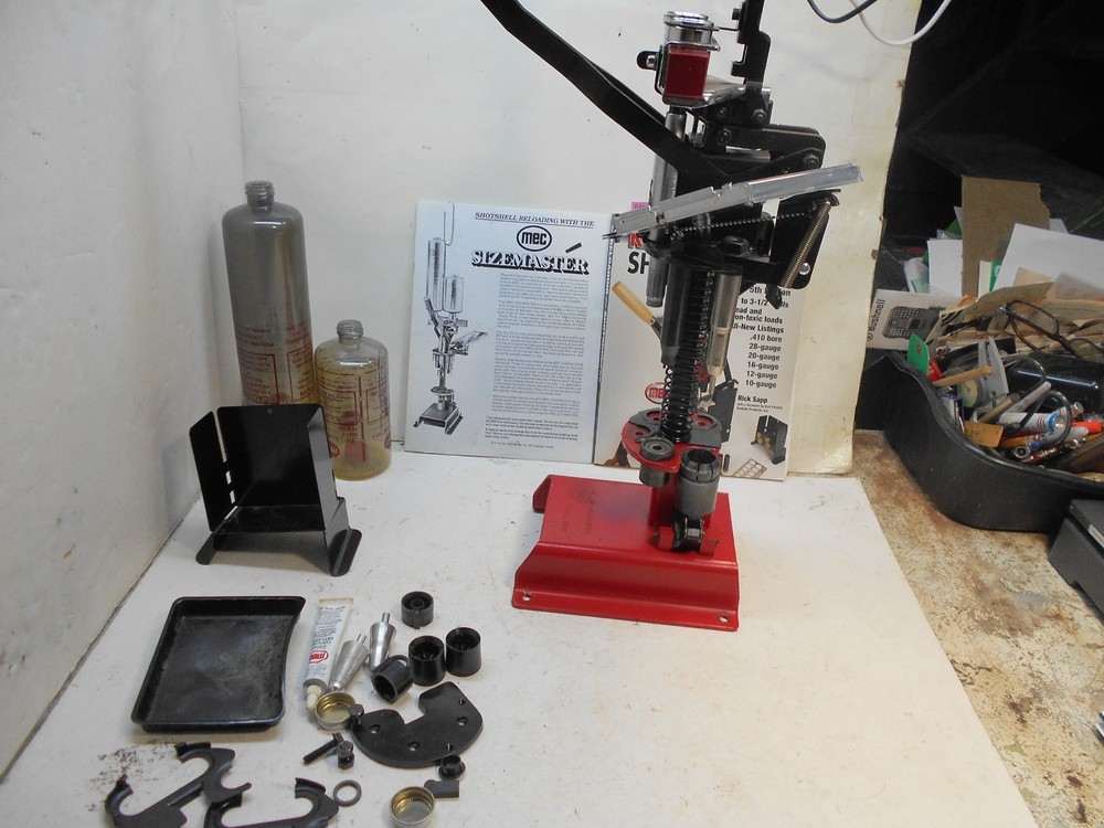 mec 12ga size master shot shell reloading press + some extras