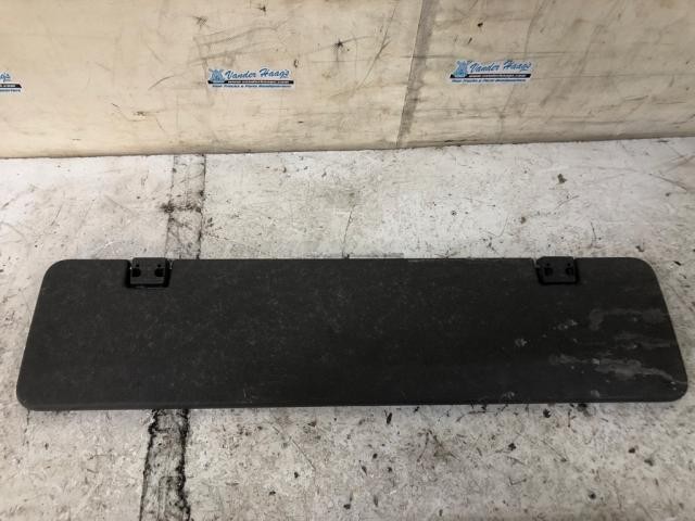 Volvo VNL Left/Driver Interior Sun Visor - Used