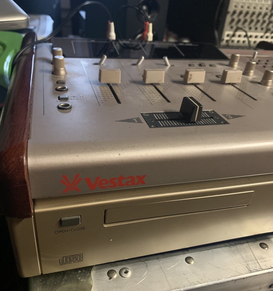 Vestax AA-88 Needs Maintenance SUPER RARE