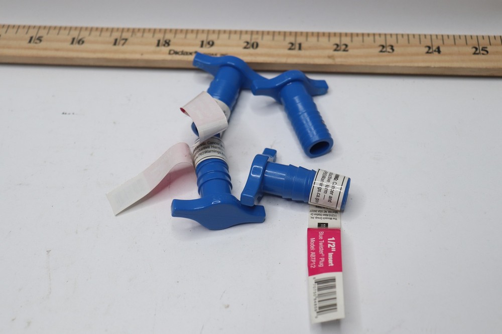 Apollo 1/2 in. Barb Insert Blue Twister Polypropylene Plug Fitting
