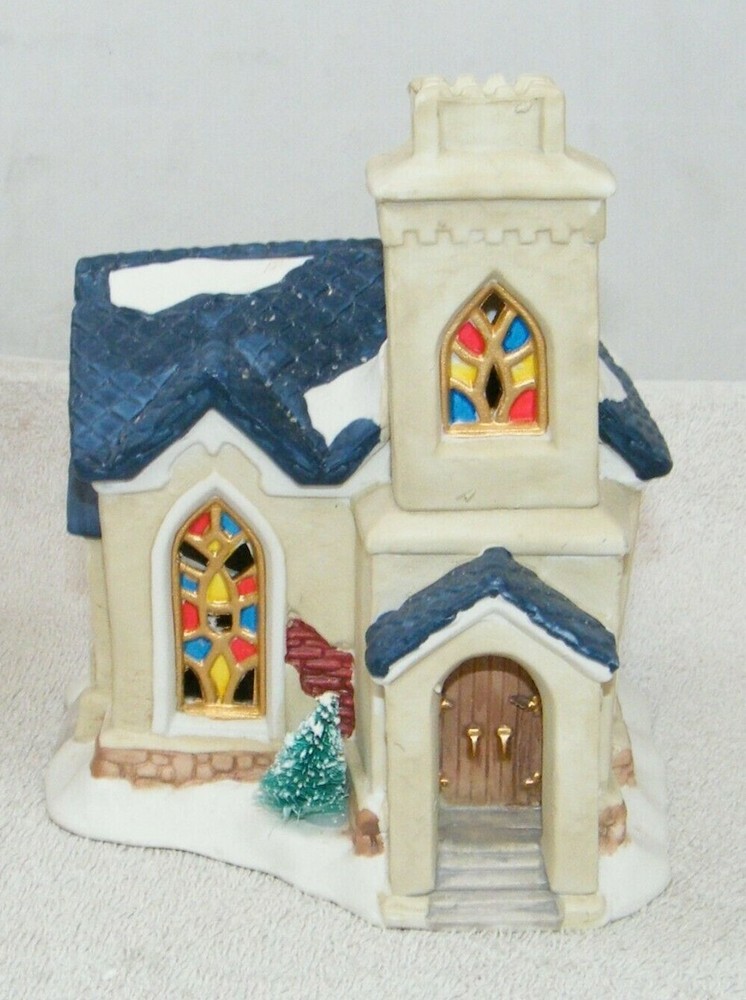 CHRISTMAS VALLEY LIGHTED CHURCH WITH PEOPLE