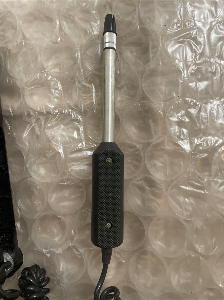 Vintage TIF 5500A MicroPump Automatic Halogen Leak Detector *With Case & Manual!