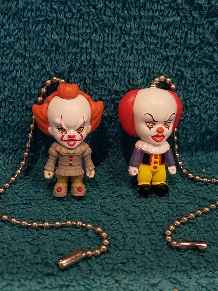 Pennywise Light Pull and Fan Pull Set - Pennywise - Horror Decor