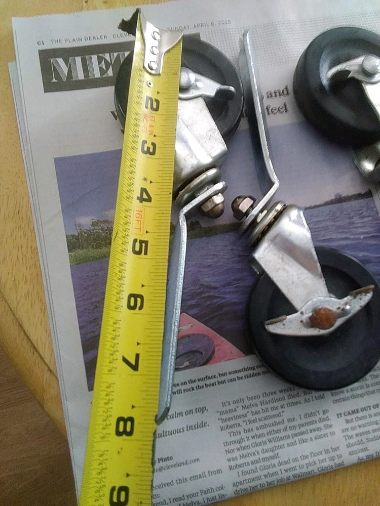 Tripod / Light Stand Universal Swivel Caster Bundle