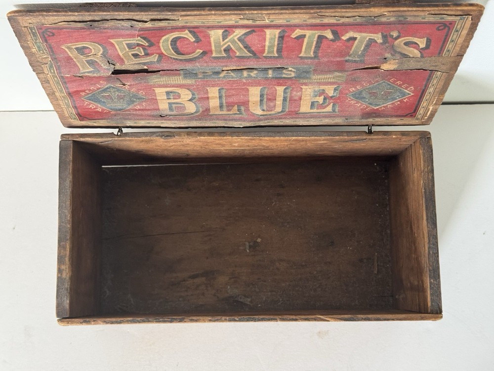 Vtg Antique RECKITT'S Paris Laundry BLUE Small Box Primitive