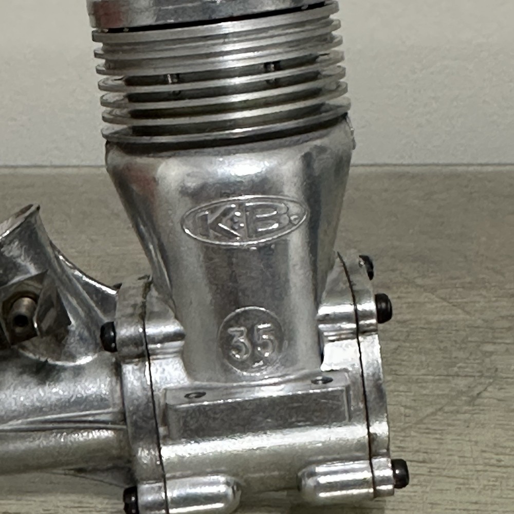 K & B Model Engine Airplane Engine No.7860 .35 R/C Front Rotor Engine Only