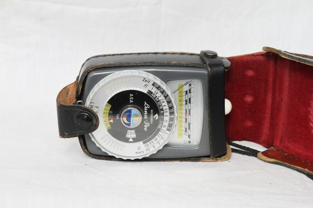 Gossen Luna Pro light meter
