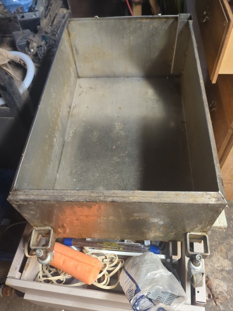 GILES Filter Pan Assembly From 729 Fryer 38834