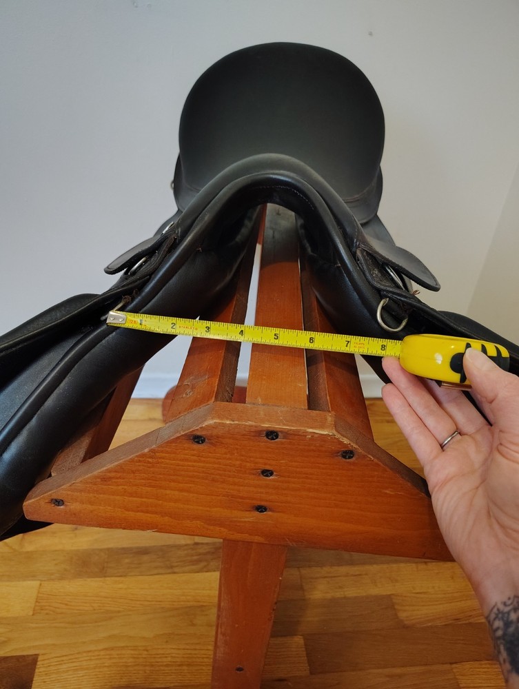 Barnsby Jumping saddle English saddle