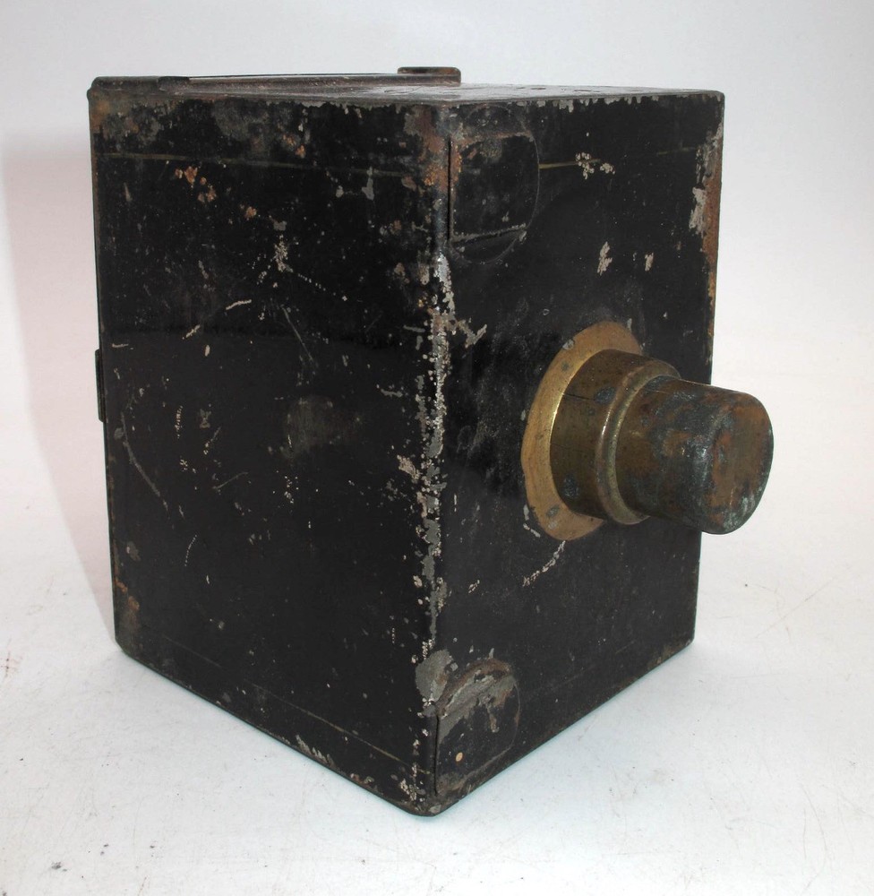 *RARE* PERRY MASON HARVARD CAMERA-DISPLAY-ROUGH CONDITION