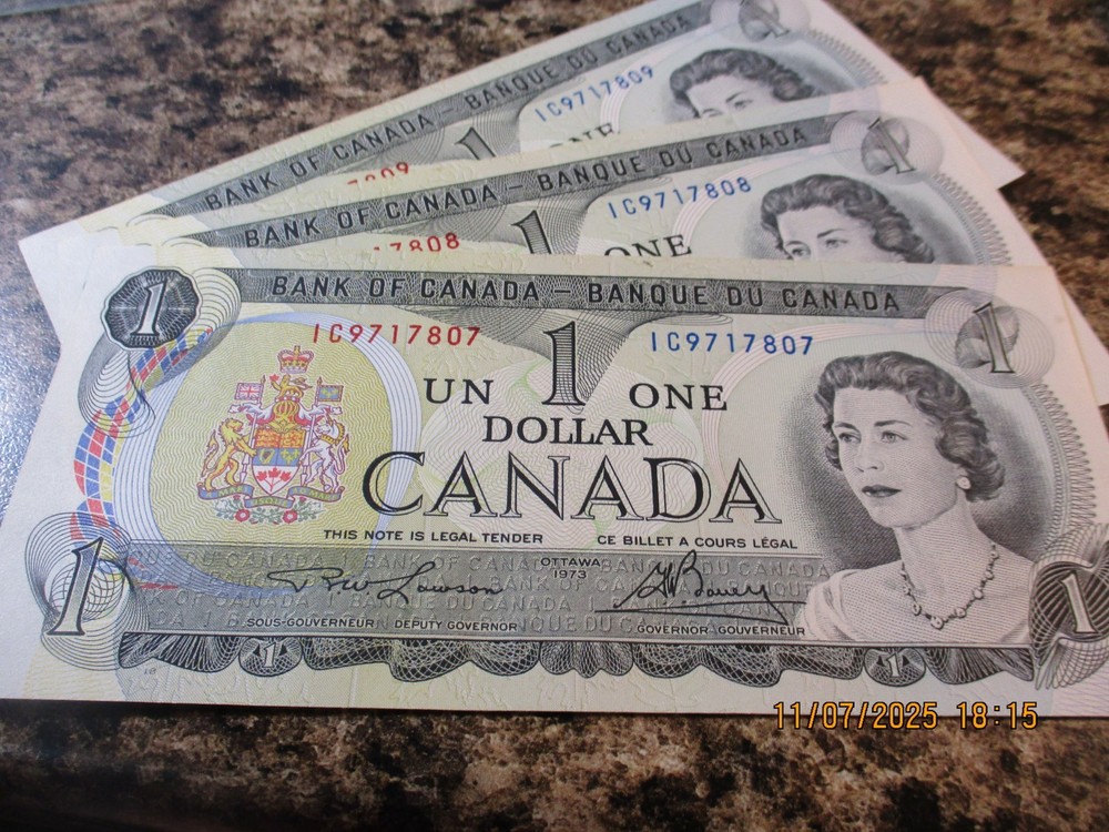 1973 (3) CONSECUTIVE CANADA $1 DOLLAR NOTES CU    807-809