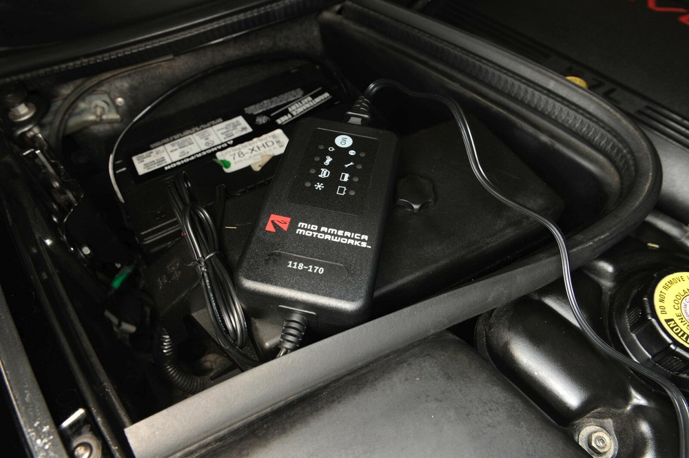 12 Volt Battery Charger with 3 Stage Charging Logic