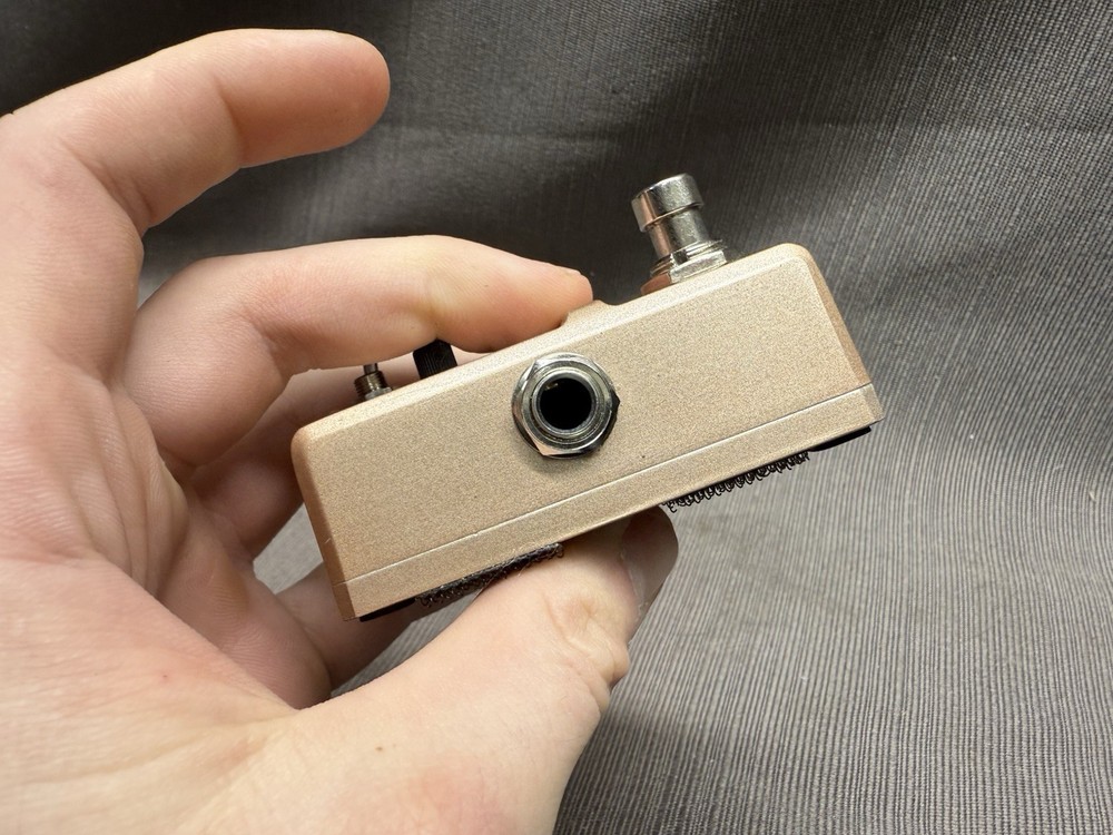 Rowin Loop Station Guitar Effect Pedal