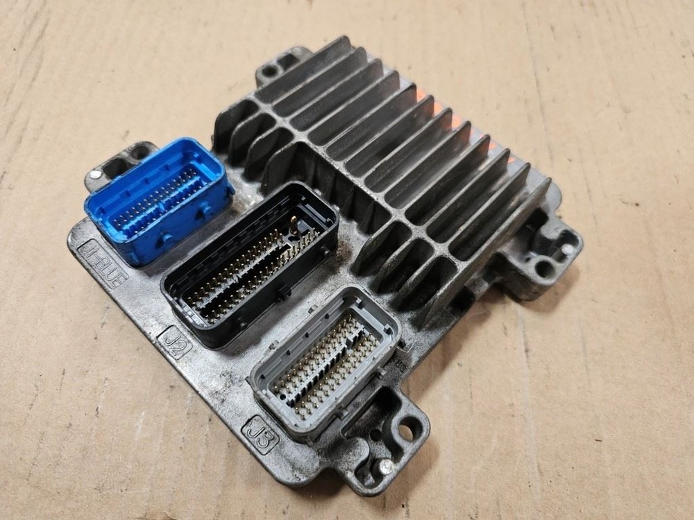 USED 2004 SILVERADO ENGINE COMPUTER MODULE LLY VIN 2 12244189 Ship Outrite