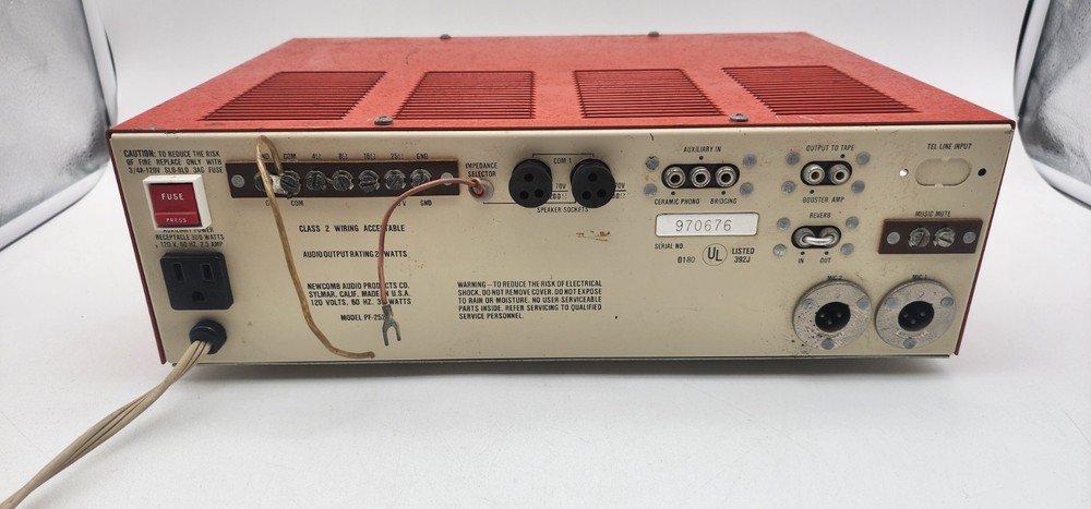 Newcomb Pathfinder PF-252 Solid State Amplifier Vintage Powers On
