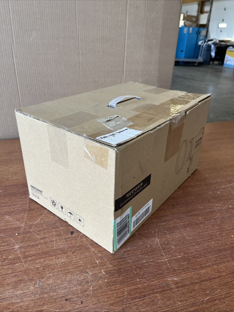 NEEWER CB150 Video Light