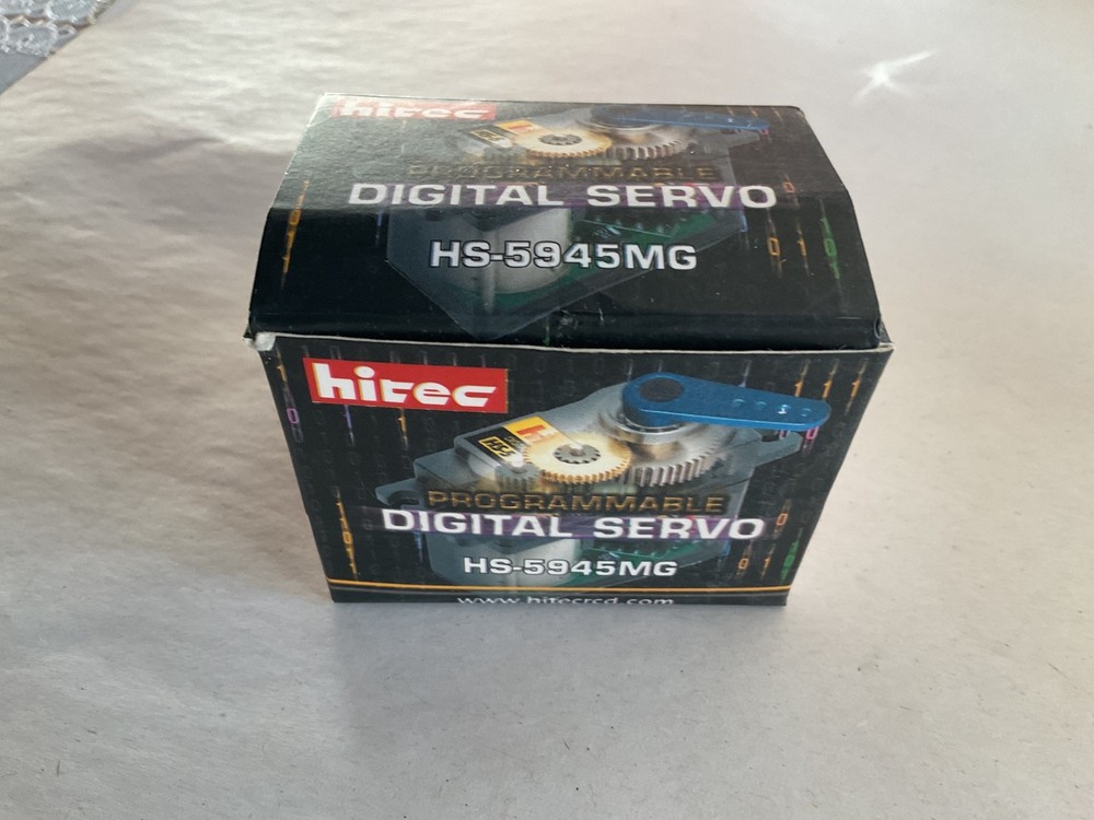 Hitec HS-5945MG Digital Servo