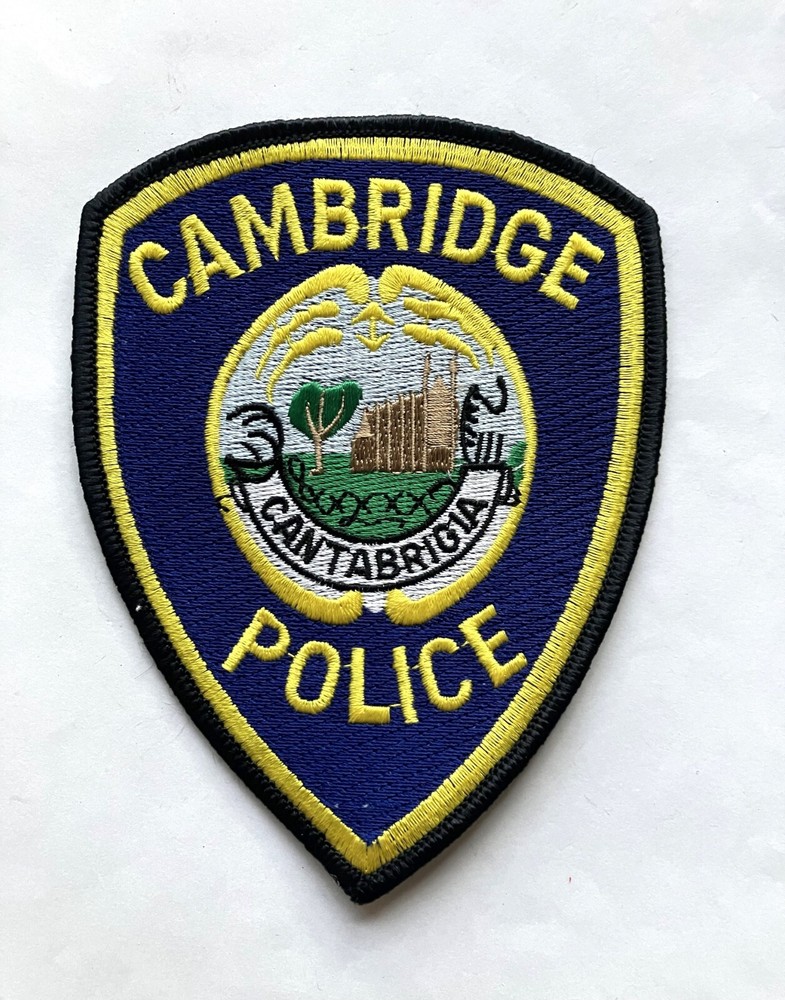 Obsolete Cambridge Police patch, Massachusetts