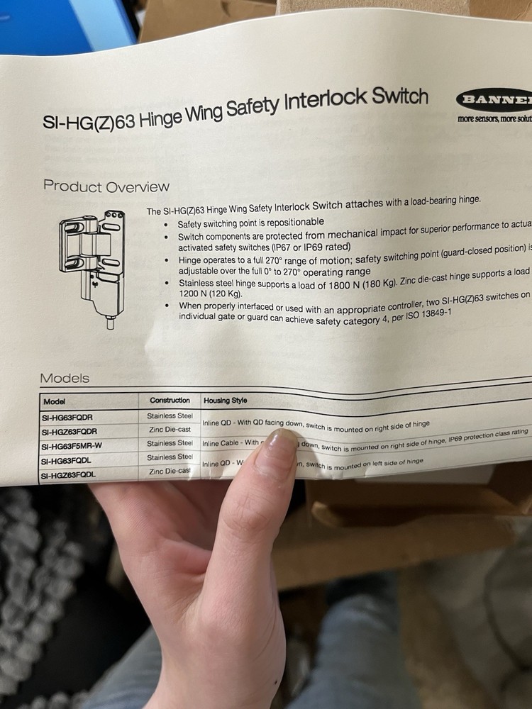 Banner Engineering SI-HG63FQDL Hinge Safety Interlock Switch