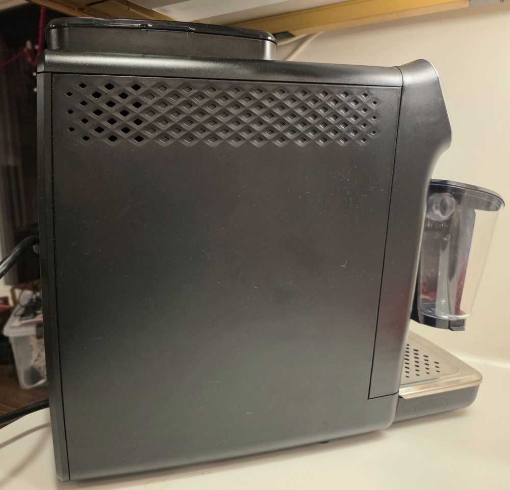 Philips EP3241 3200 Series LatteGo Fully Automatic Espresso Machine Black Bundle