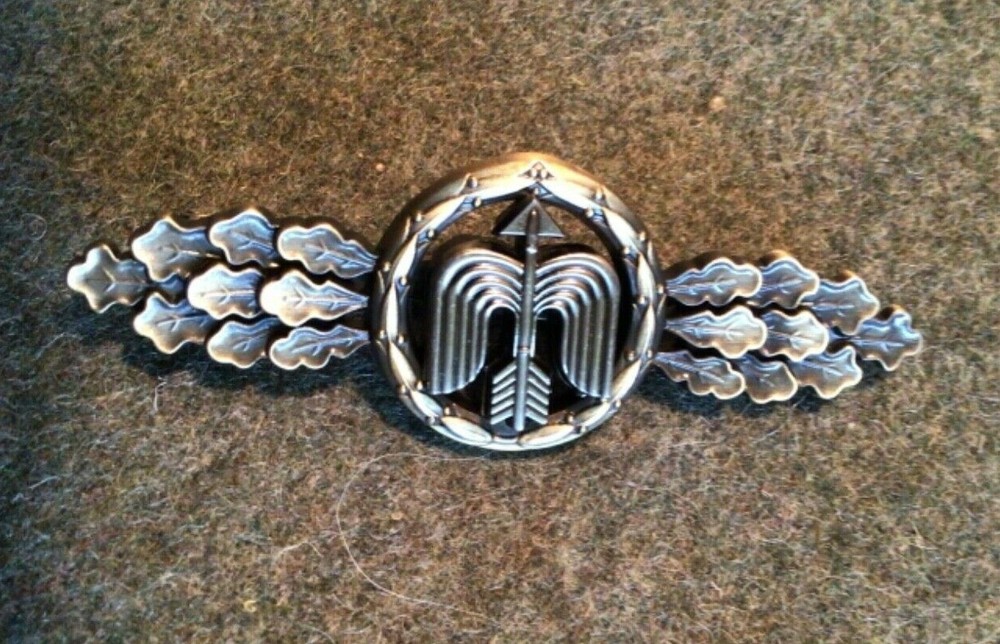 GERMAN LUFTWAFFE FLYING CLASP – DAY FIGHTER - SHORT RANGE - BRONZE - 1957