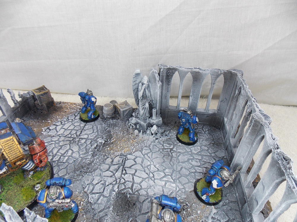 WARGAMING TERRAIN PAINTED BUILDING