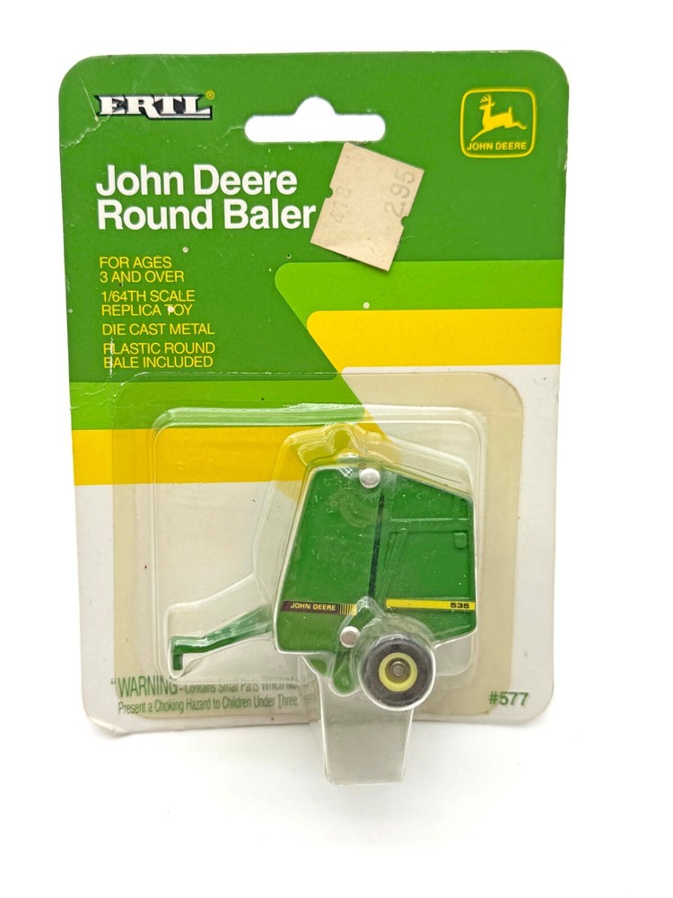 1/64 John Deere Model 535 Round Baler