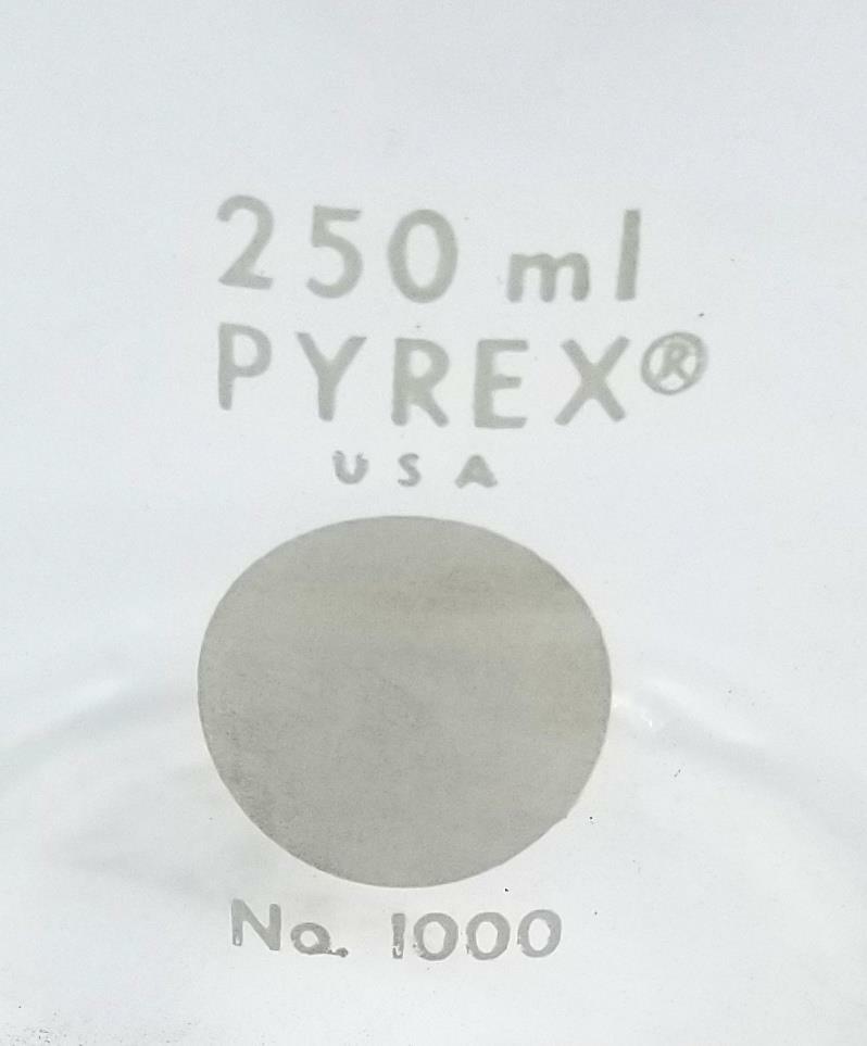 Pyrex 1000 Glass Beaker 250 ml 3-1/2" Tall