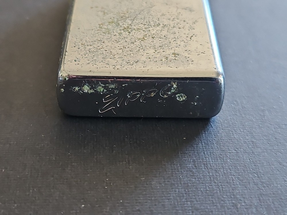 ZIPPO LIGHTER SLIM VINTAGE