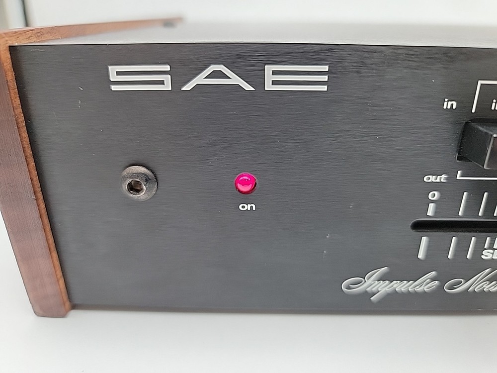 SAE 5000 Impulse Noise Reduction System Vintage Hi-Fi Audio Processor