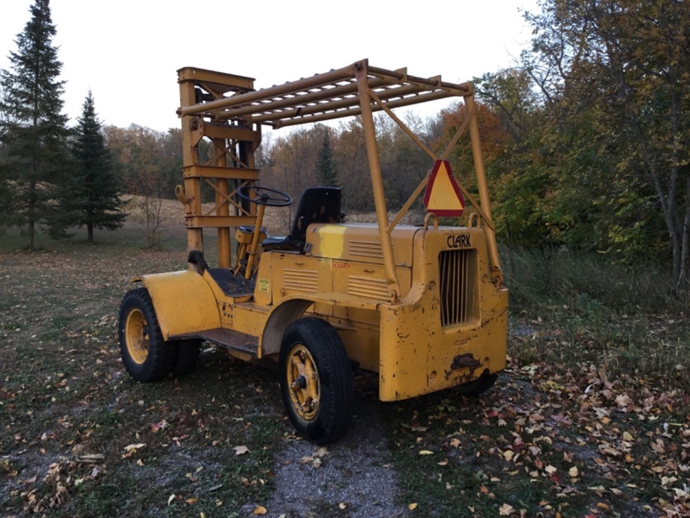 1953 CLARK PLANELOADER- ALL TERRAIN FORKLIFT-