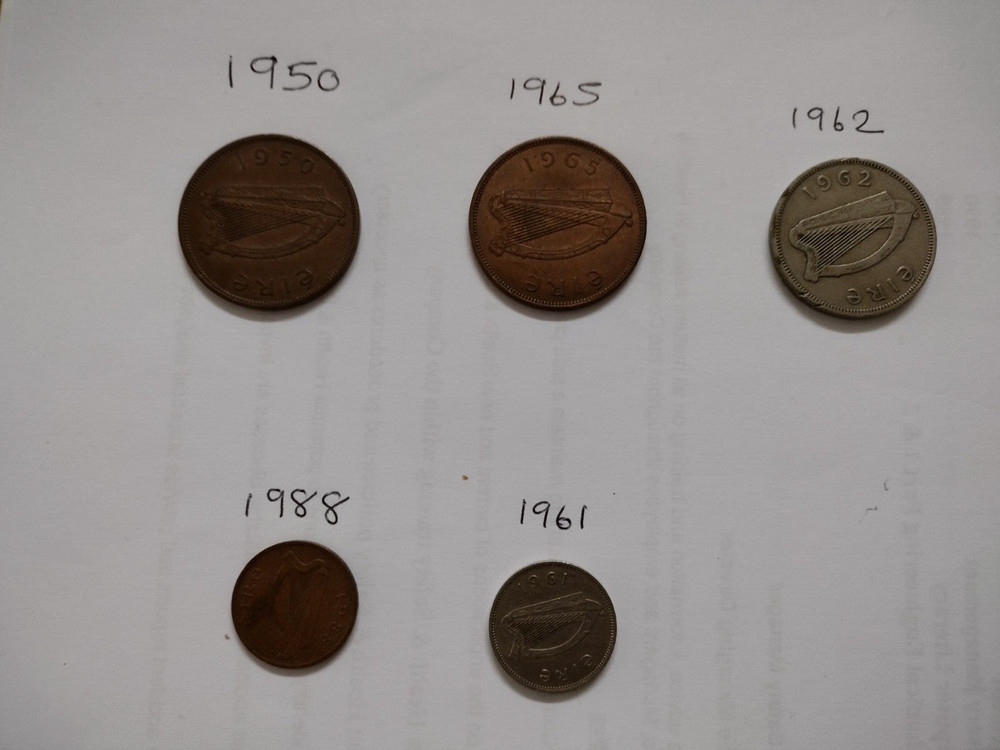 Selection of 5 Irish coins