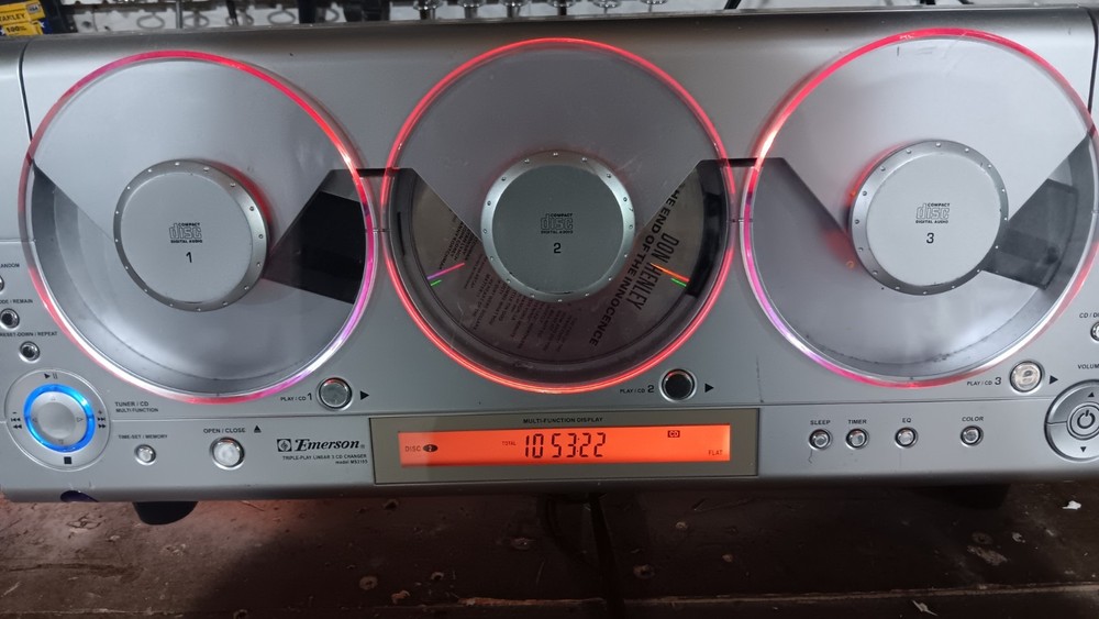 Emerson MS3103 Triple-Play Linear 3CD Changer Plays With Issues (Read)