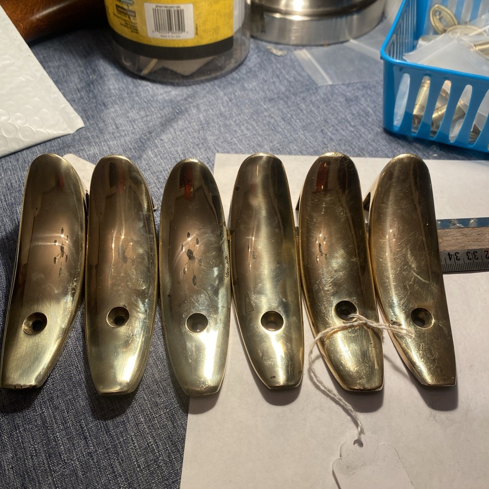 Thompson Center arms Hawkins Muzzleloader Butt Plate with Screws. (Size Below)