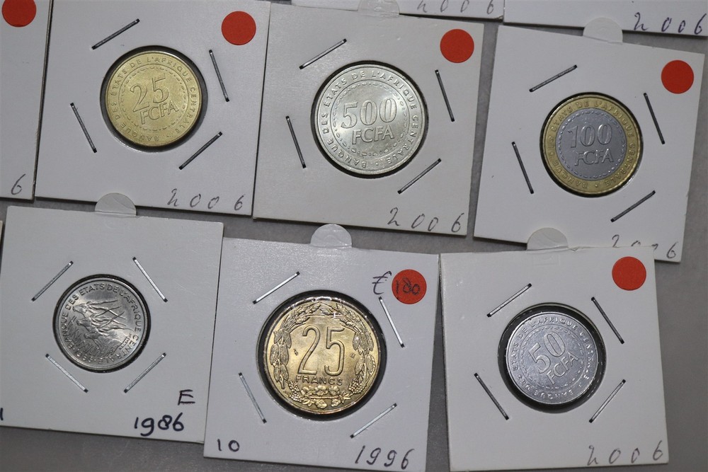 🧭 🇬🇭 CENTRAL AFRICAN STATES MASSIVE LOT B89 #537 BXROX