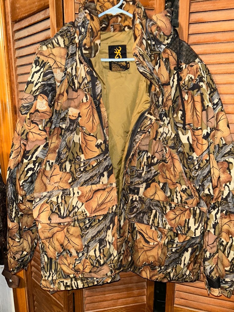 Vintage browning mossy oak fall foliage coat