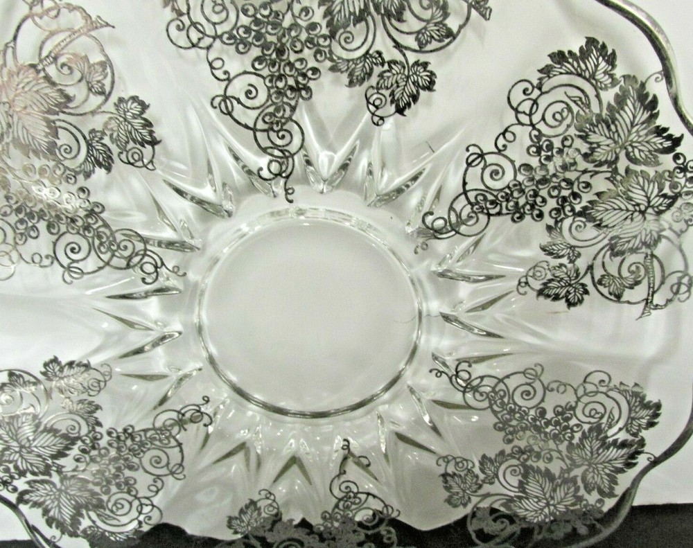 SILVER CITY SCI11 SILVER OVER LAY PATTERN # 1401 GRAPES & LEAVES ROUND PLATTER