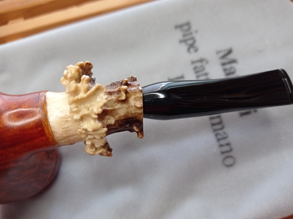 Manelli Pickaxe smooth brown briar pipe, roe deer horn insert handmade Italy 910