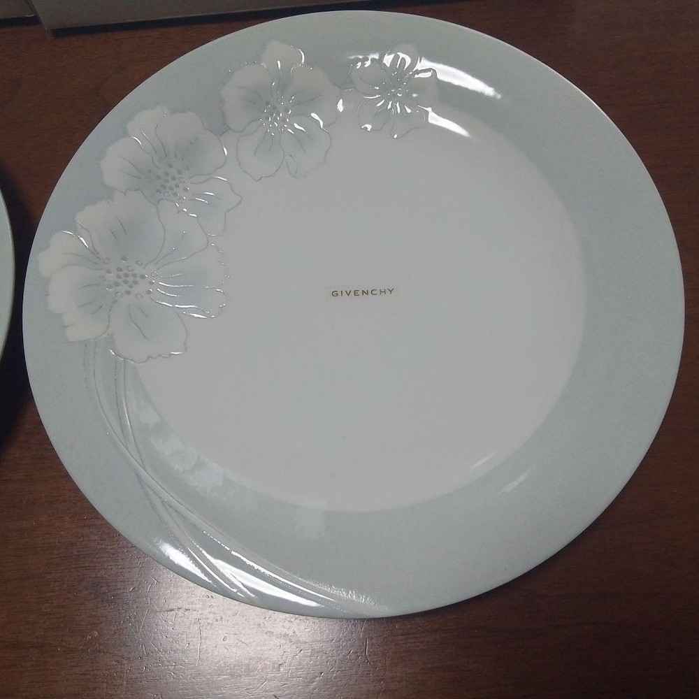 Givenchy Yamaka Plate 27cm Pair Set