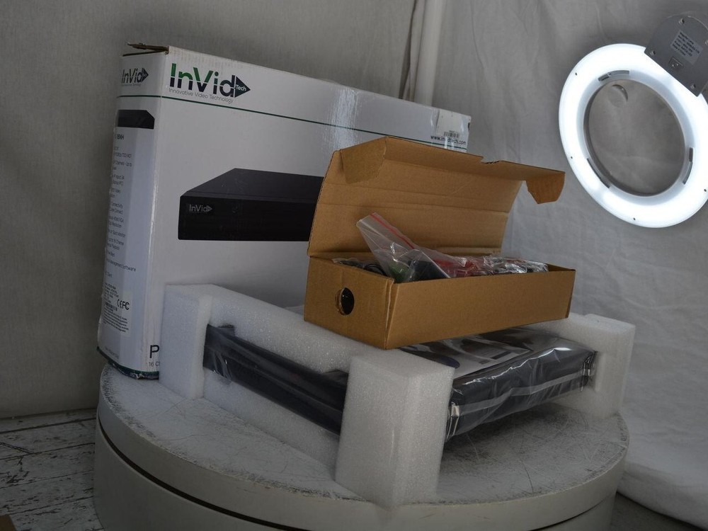 NEW OPEN BOX INVID TECH pd1b-16nh Universal Network Video Recorder SEE NOTES
