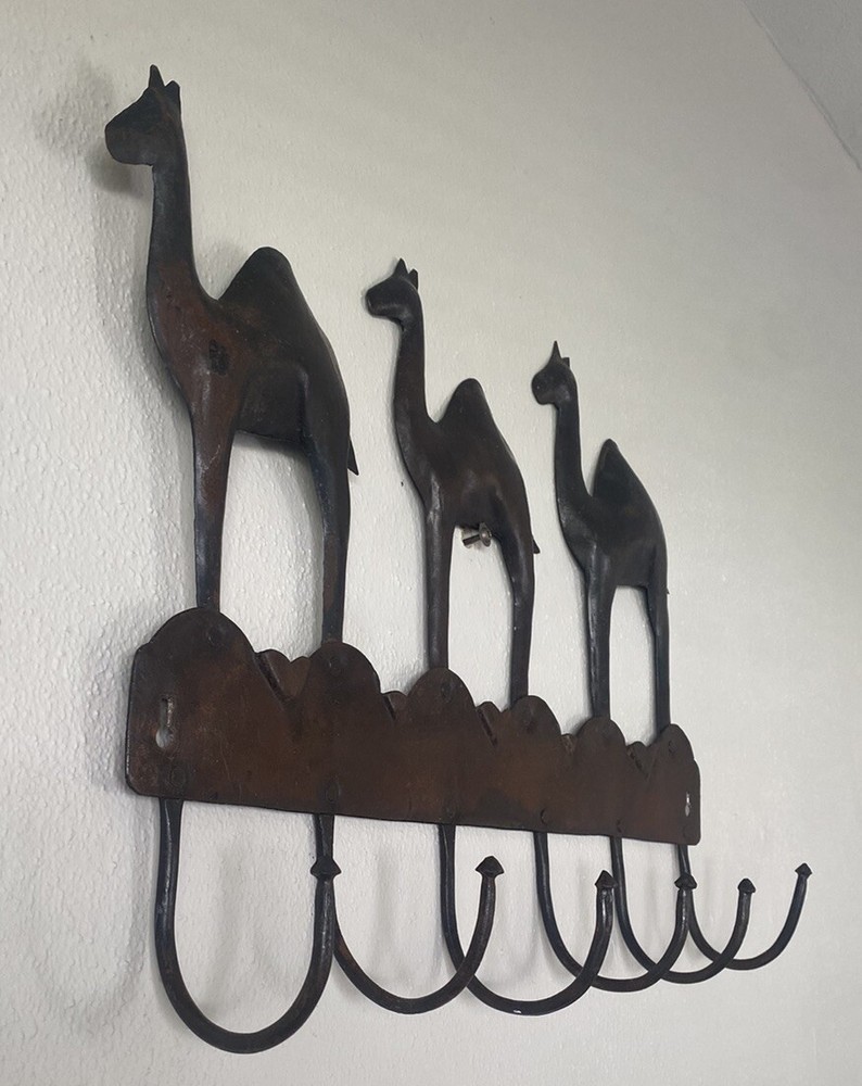Metal Camel Coat hanger