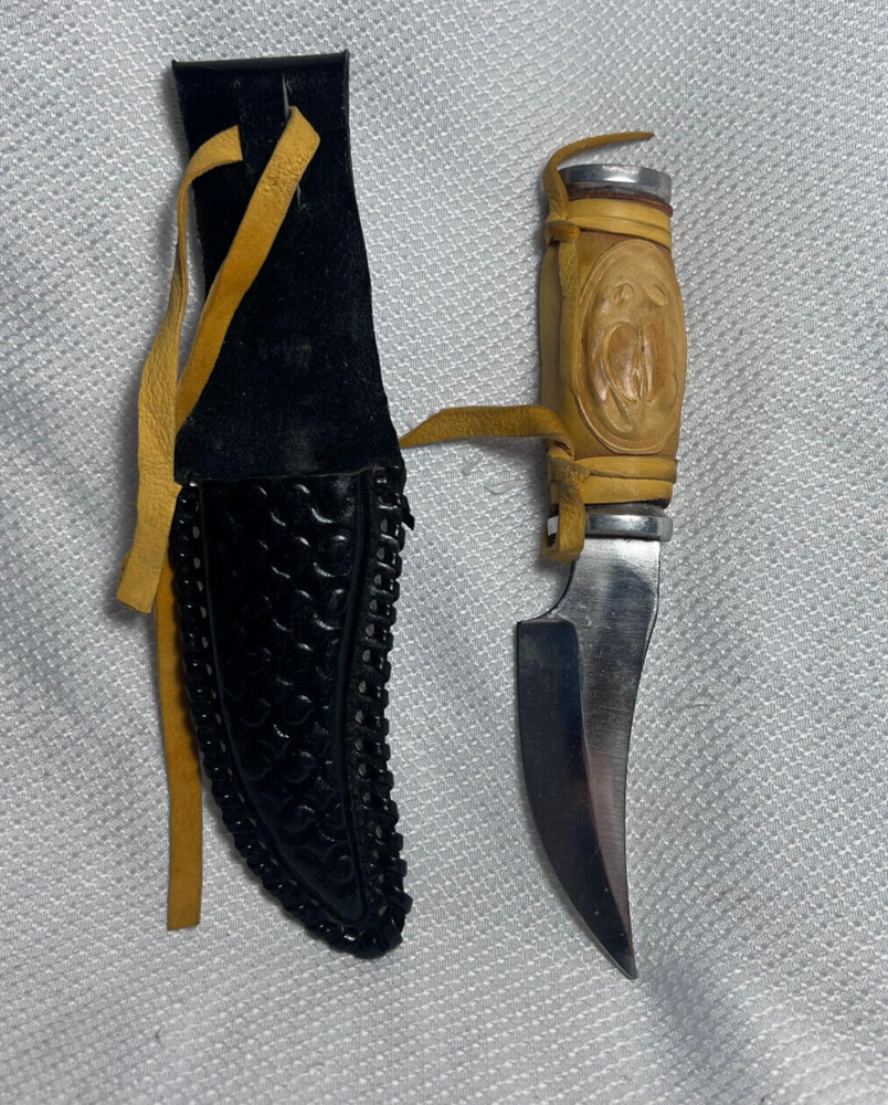 Fixed Blade Custom Handmade Leather Wrapped Handle And Tooled Leather Sheath