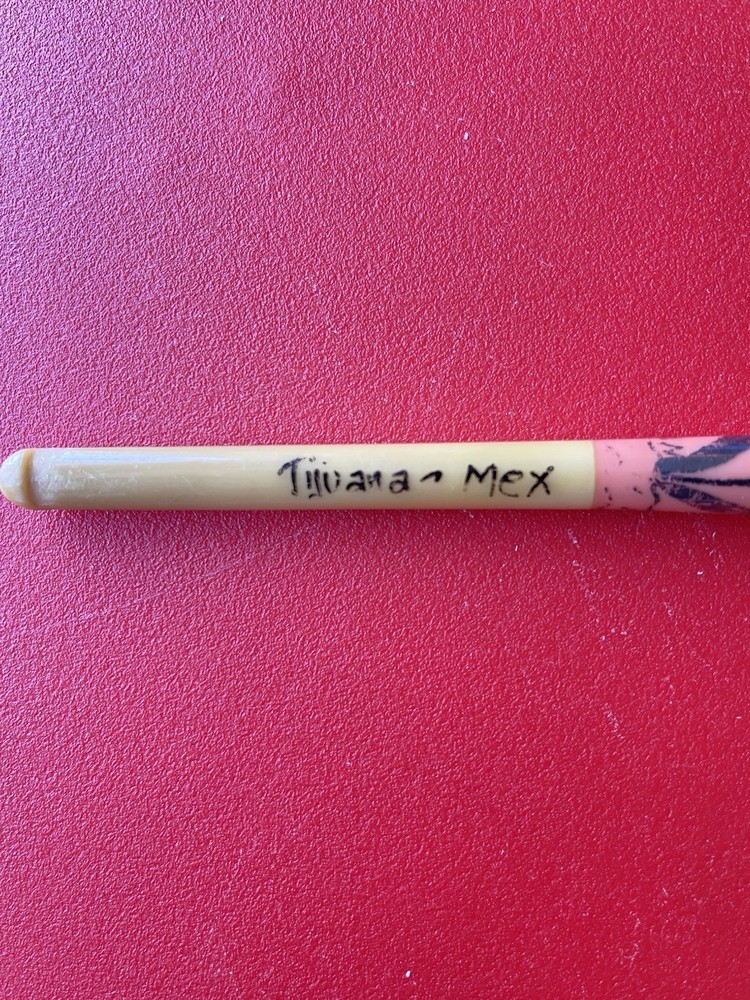 Hand Painted Tijuana-Mex Women’s Cigarette Holder