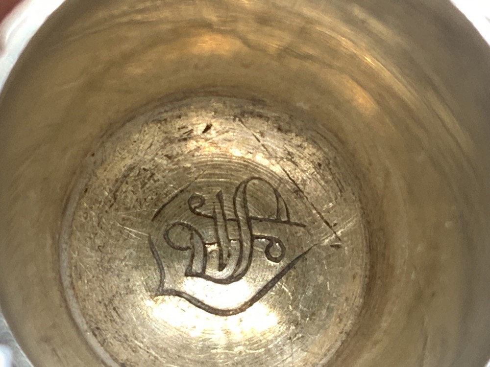 Victorian Simons Bros Sterling Silver & Gold Band scroll pattern panels Thimble