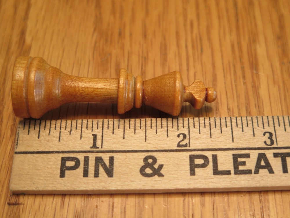 Vintage Wooden Chess Set - Light Brown & Dark Brown