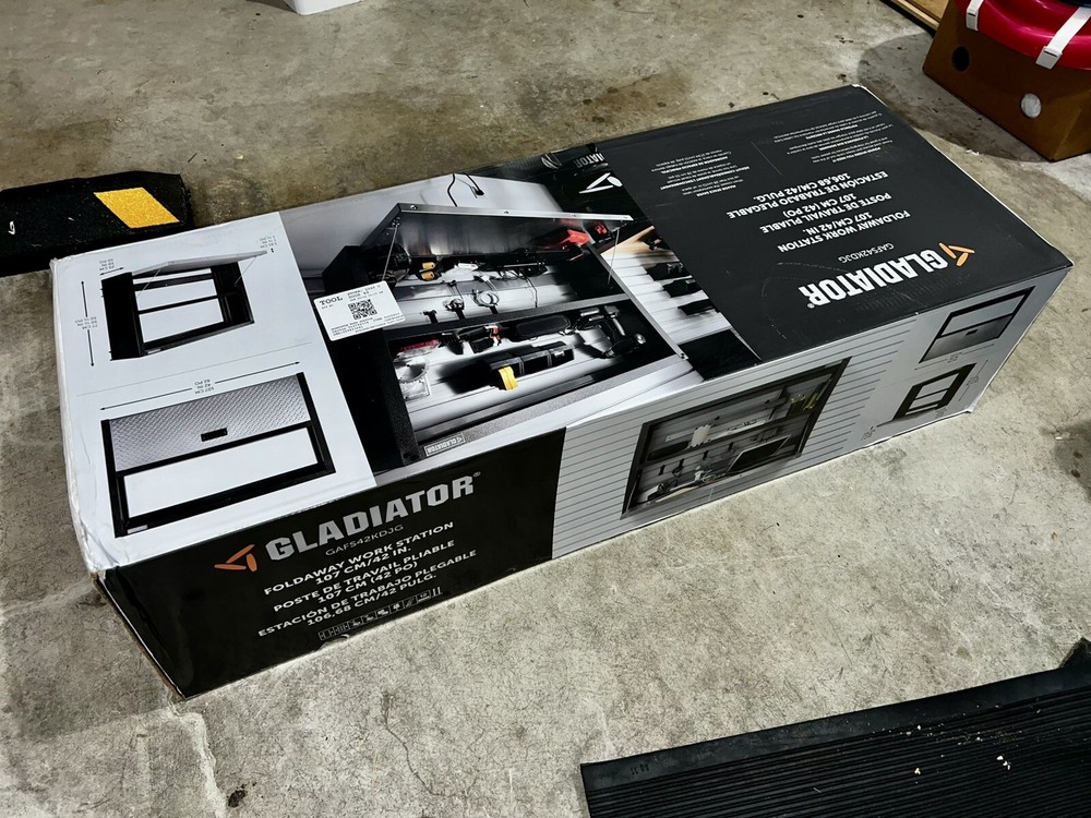 Gladiator Foldaway Workstation 107cm/42in